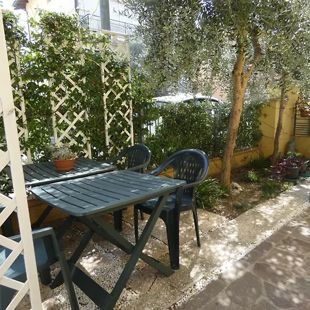 Casa Loren بيزارو